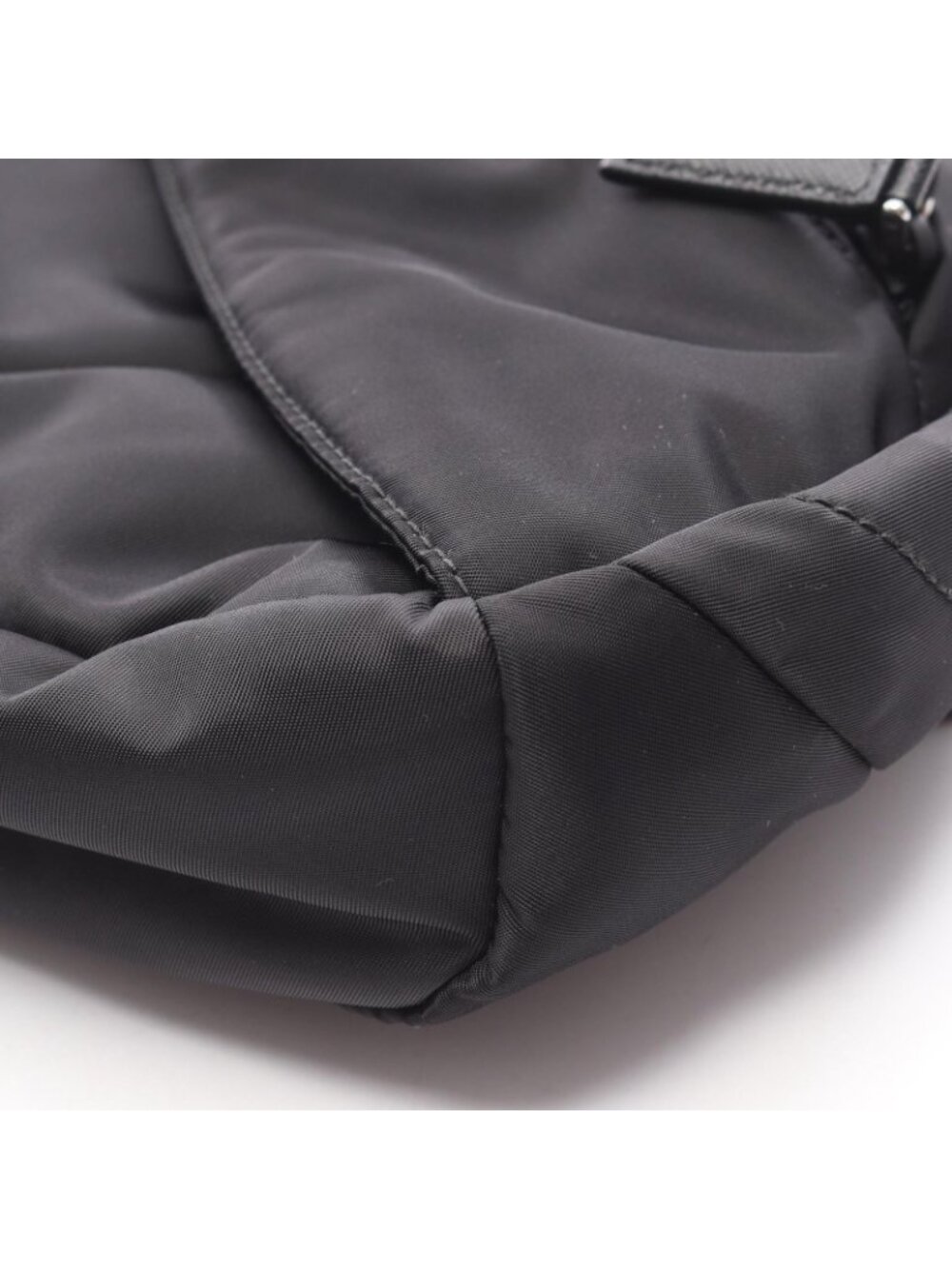 ★SOLD★ Prada Waist Bag Re-Nylon Black Nylon Triangle Logo - Picture 5 of 5